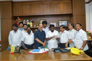 அனைத்து பள்ளிகளுக்கும் உடனடி தொடர் அங்கீகாரம், DTCP CMDA வழங்க வேண்டி பள்ளி கல்வித்துறை அமைச்சரிடம் கோரிக்கை மனு…!